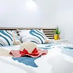 3 Charming In Americas Apartament
