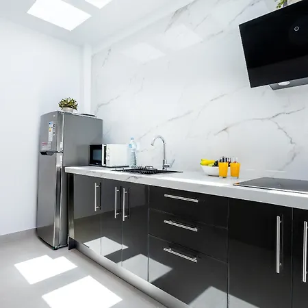 3 Charming In Americas *